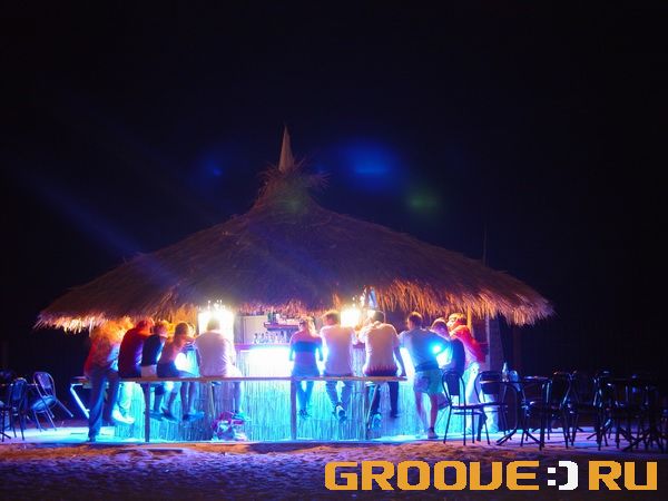 «*<br>      Z-   ...>:)»