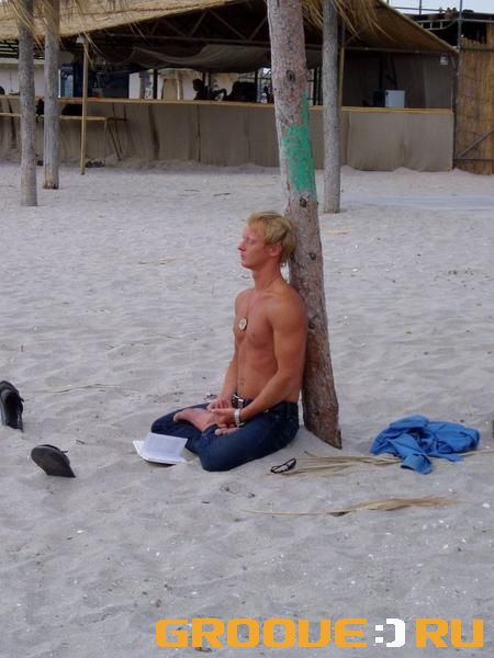 «[CxeMa]  ... ,    )))»