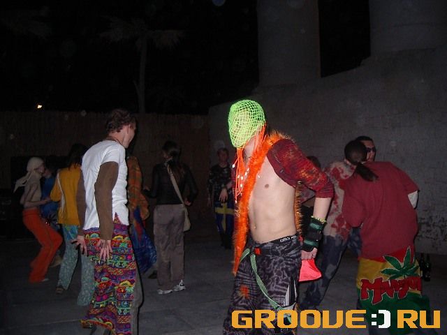 «Cool J<br>[]       .»