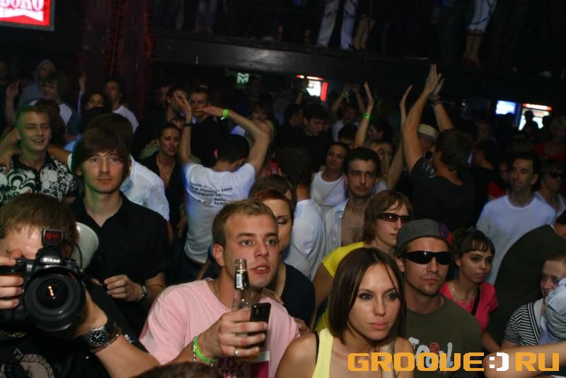 «Armand van Helden_Gaudi_010808»